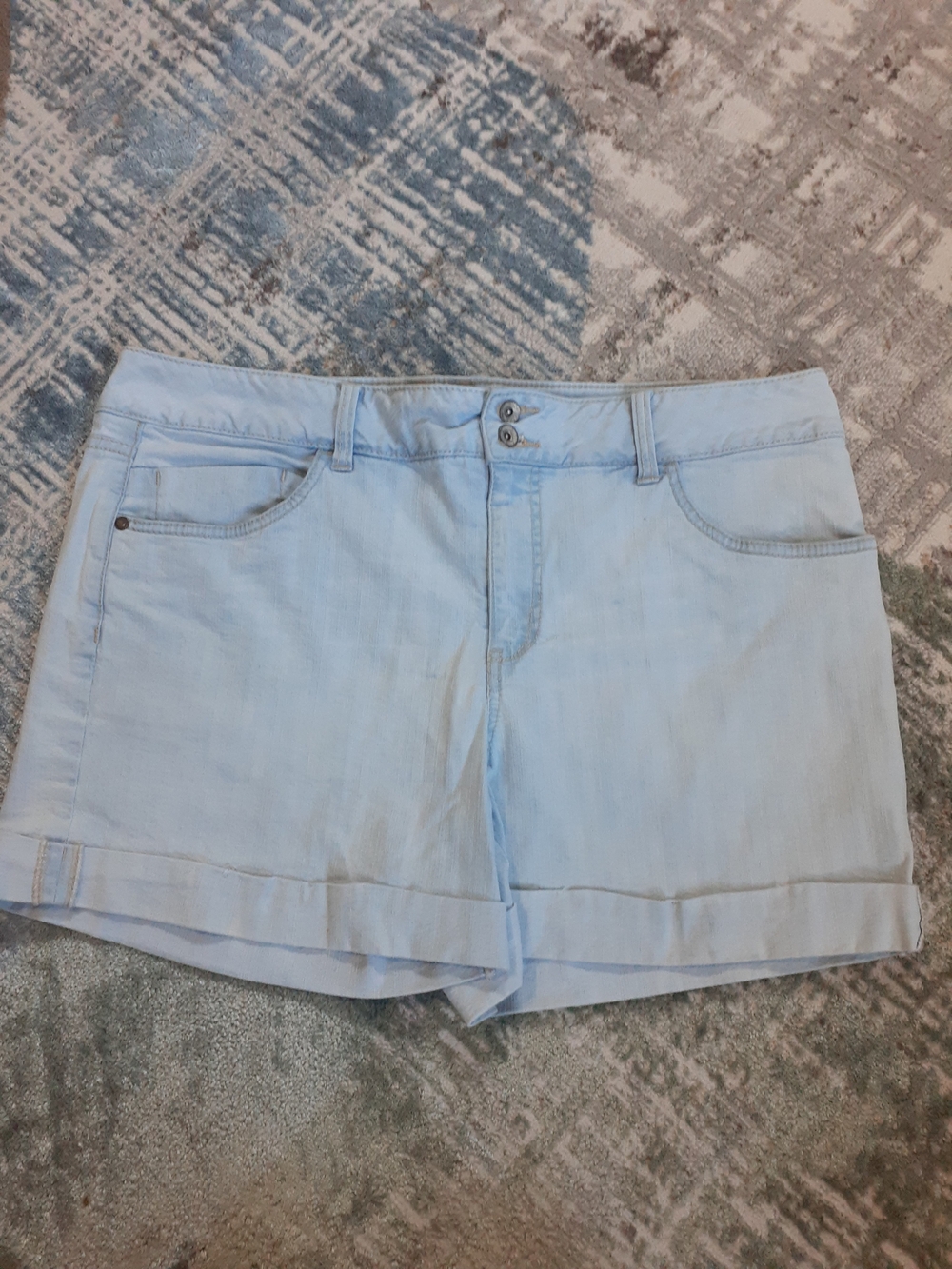 Faded Glory Light Blue Denim Roll-Hem Shorts